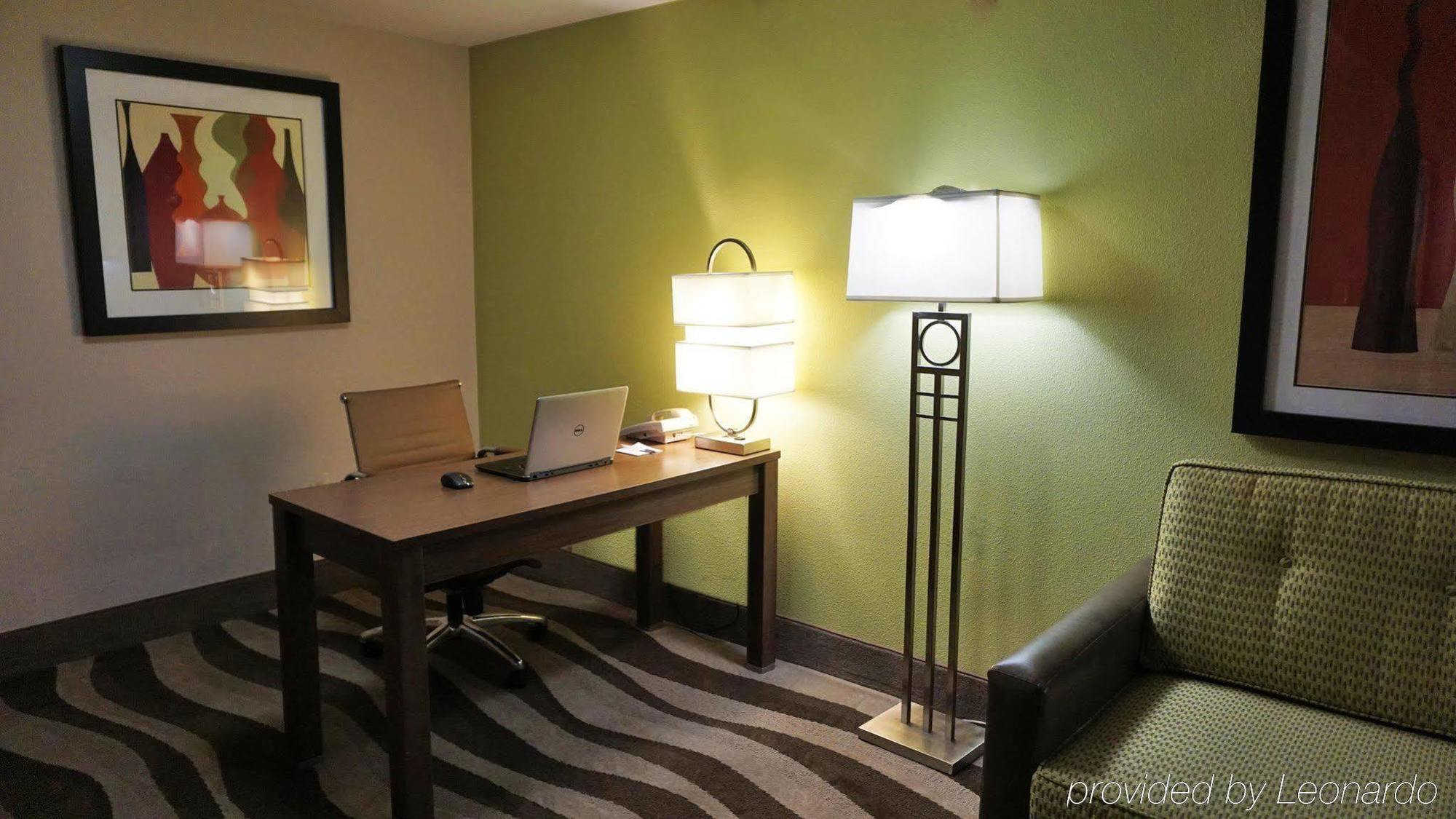 Hampton Inn Oakland-Hayward Dış mekan fotoğraf